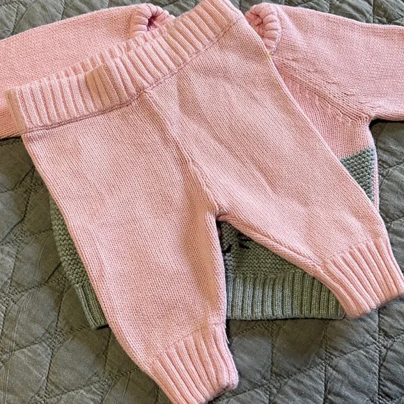 Hanna Anderson Knit kitten set - Picture 5 of 5